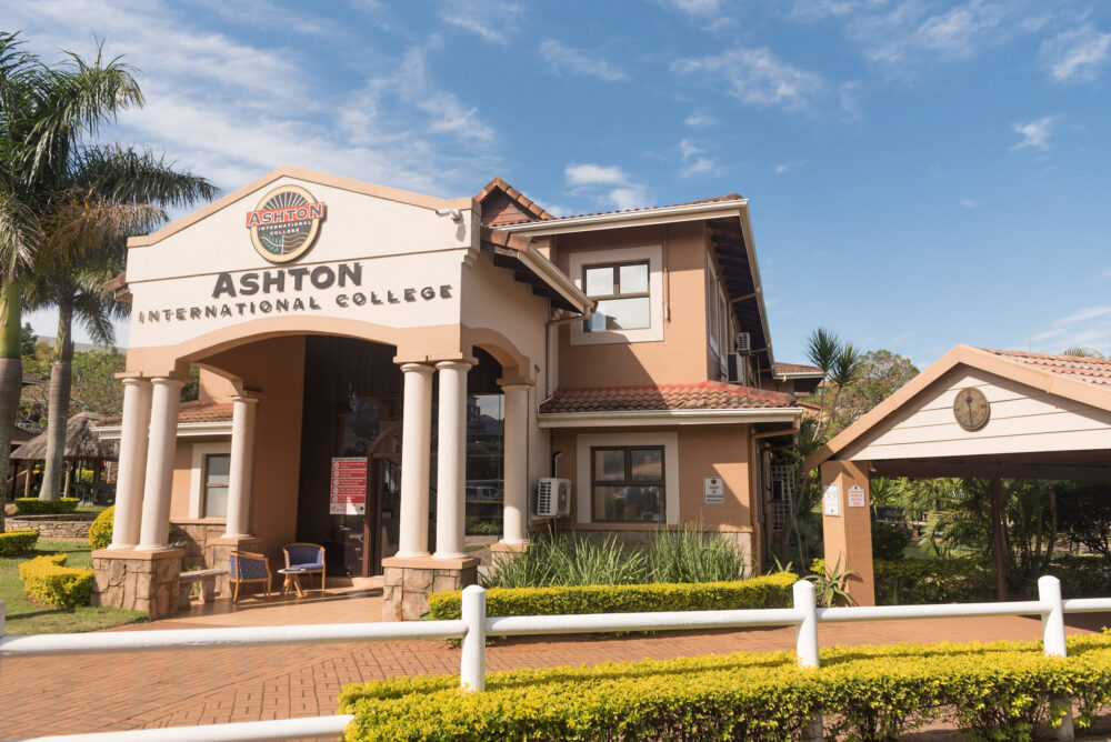Ashton International College Chooses Samsung and Alliance
