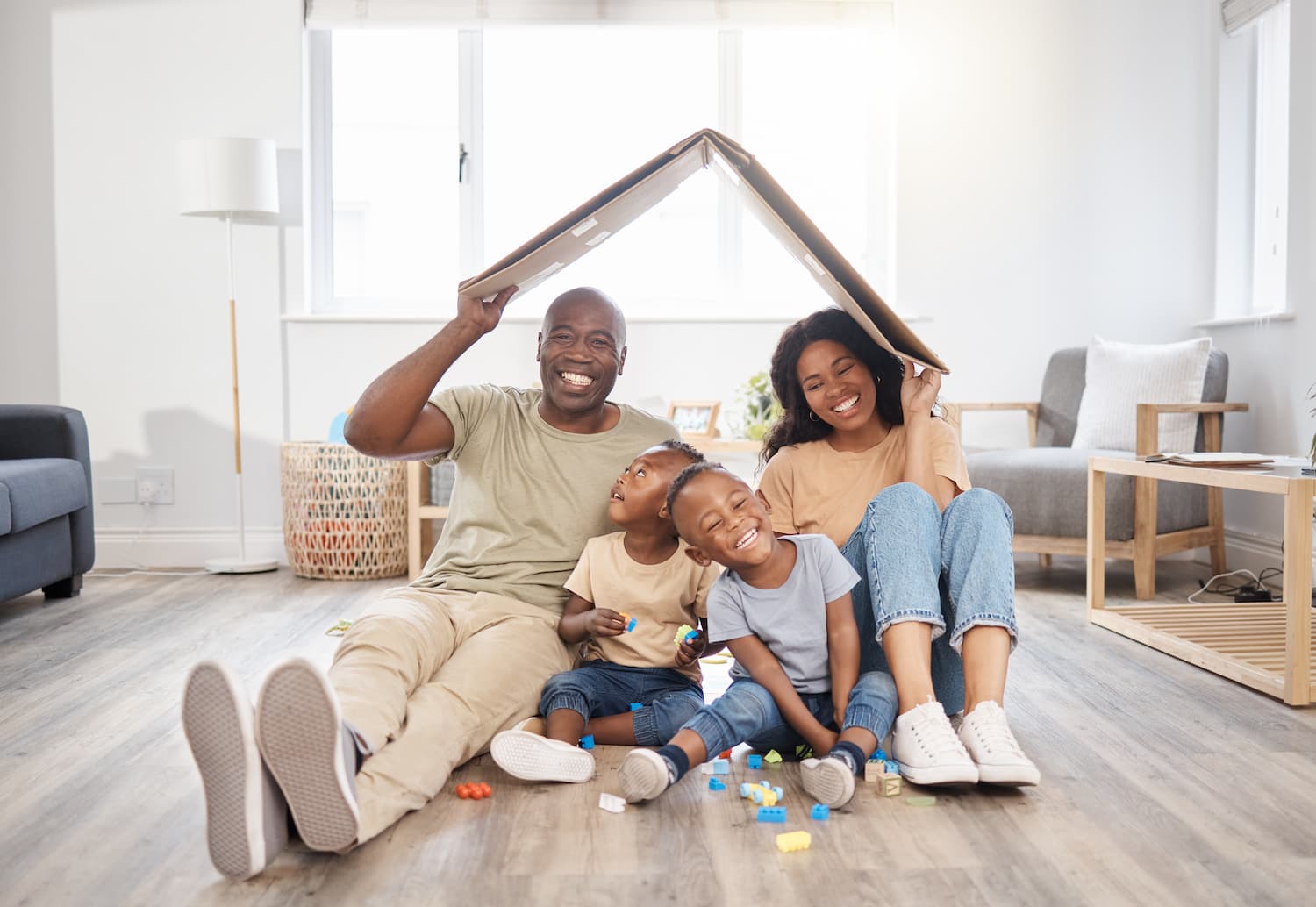 Save money on your monthly electricity bills by increasing the thermal and acoustic insulation of your home