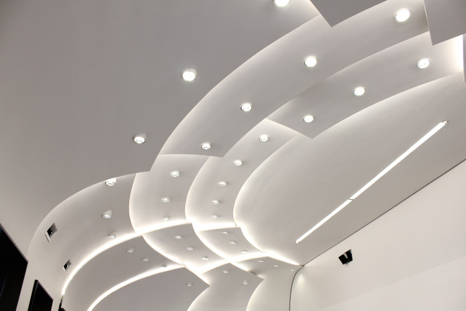 Continuous improvement: the essential approach for steel ceiling grids